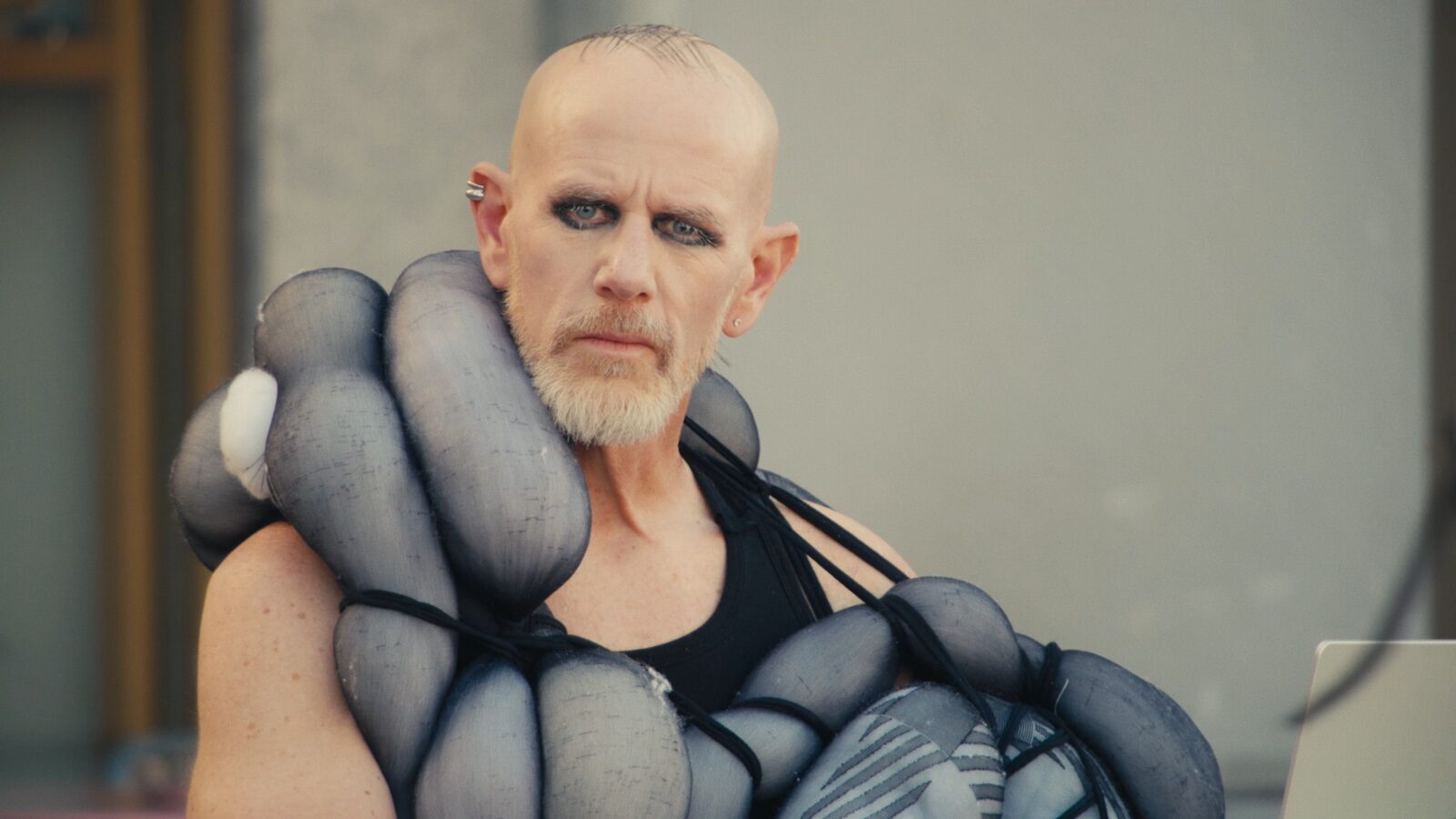 Tressless - Still 4